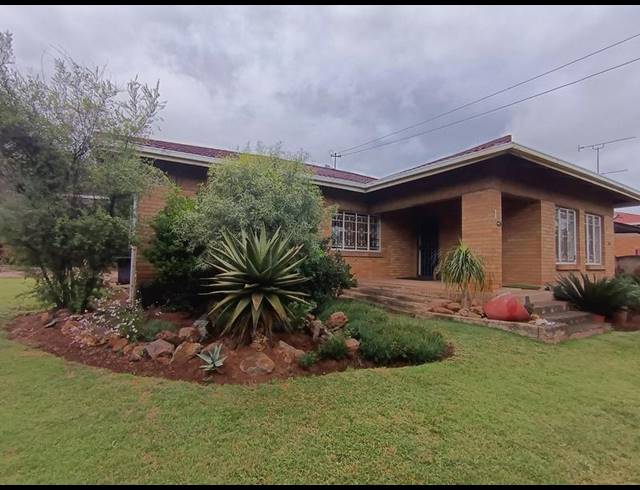 4 BEDROOM HOUSE FOR SALE IN SOLHEIM